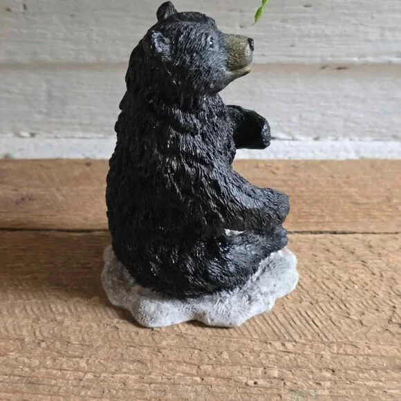 Rustic Resin Sitting Black Bear Figurine Northwoods Cabin Decor - Picture 4 of 6